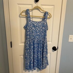 Huhot Blue with White Flowers Dress